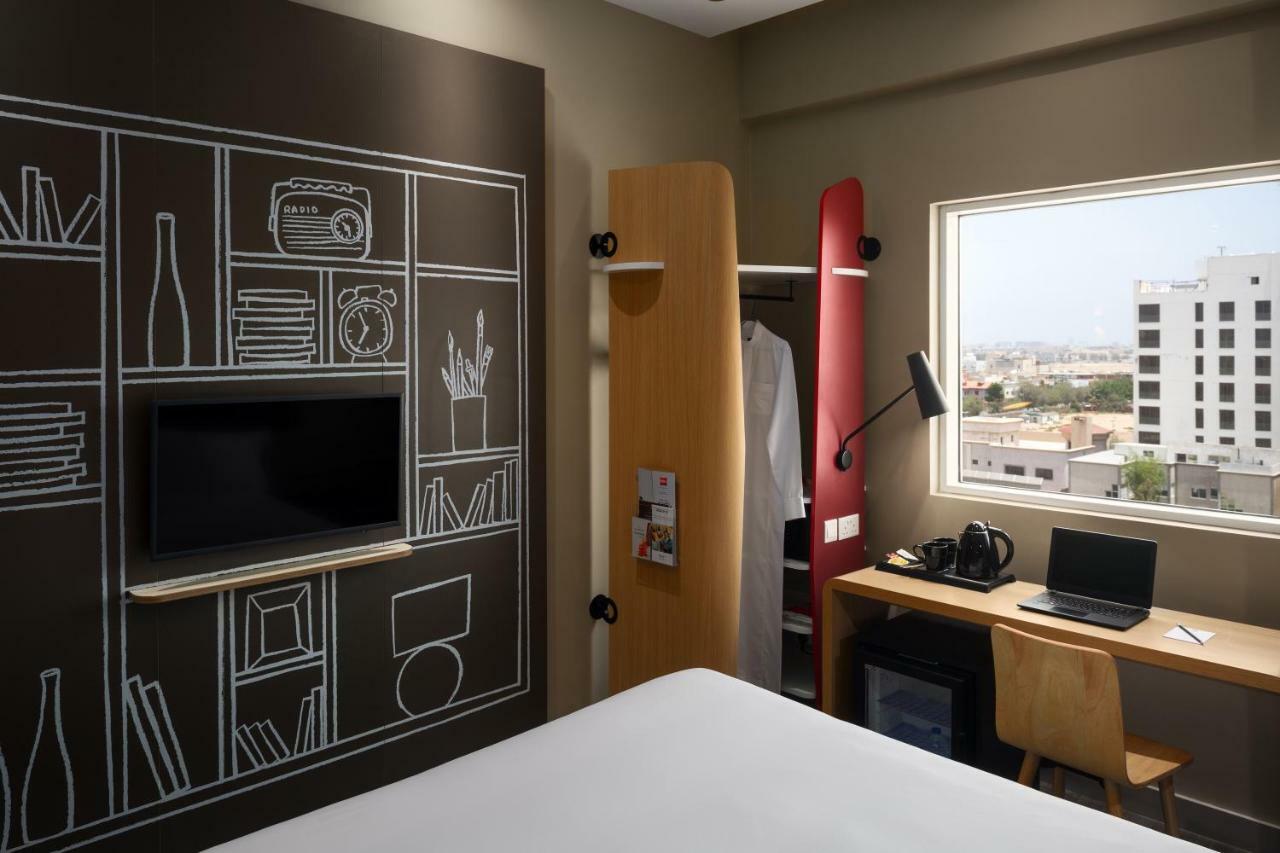 מלון Ibis Jeddah Malik Road מראה חיצוני תמונה